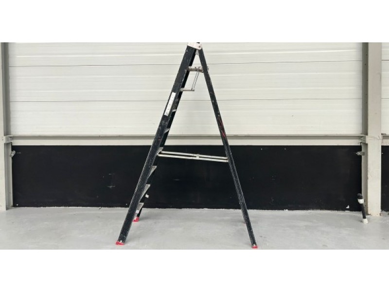 Altrex Taurus TGB8 gebruikt Altrex Taurus TGB8 gebruikt