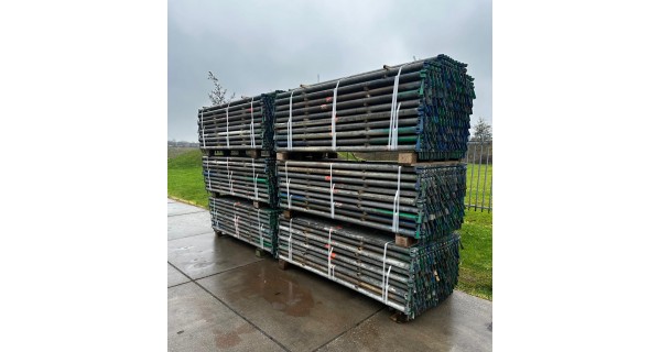 Layher Allround liggers 2.07M gebruikt Layher Allround liggers 2.07M gebruikt