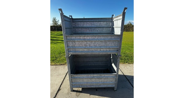 Stapelbak met voorklep 100x120cm ZGAN Stapelbak met voorklep 100x120cm ZGAN