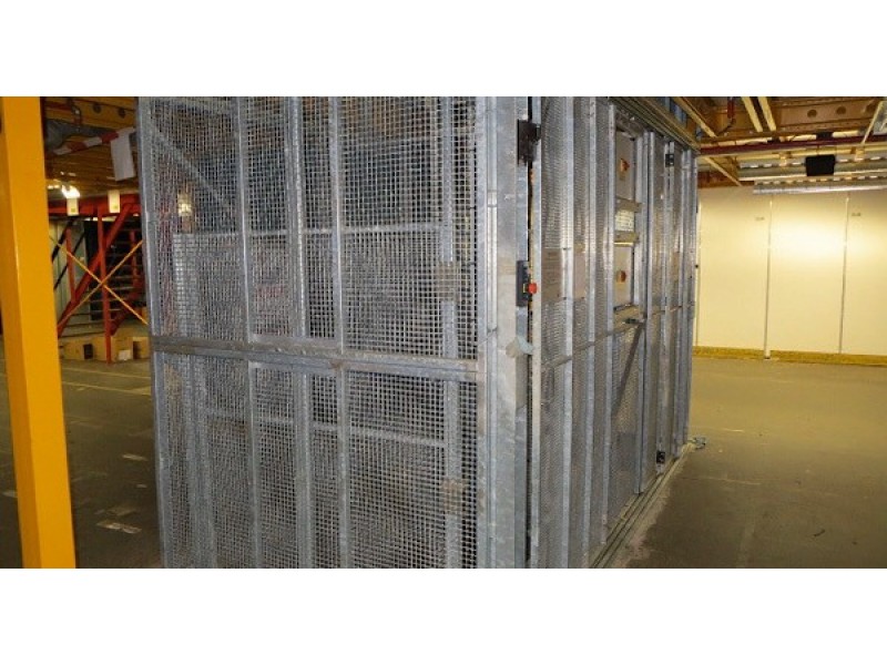 De Jong AT40 Goederenlift 