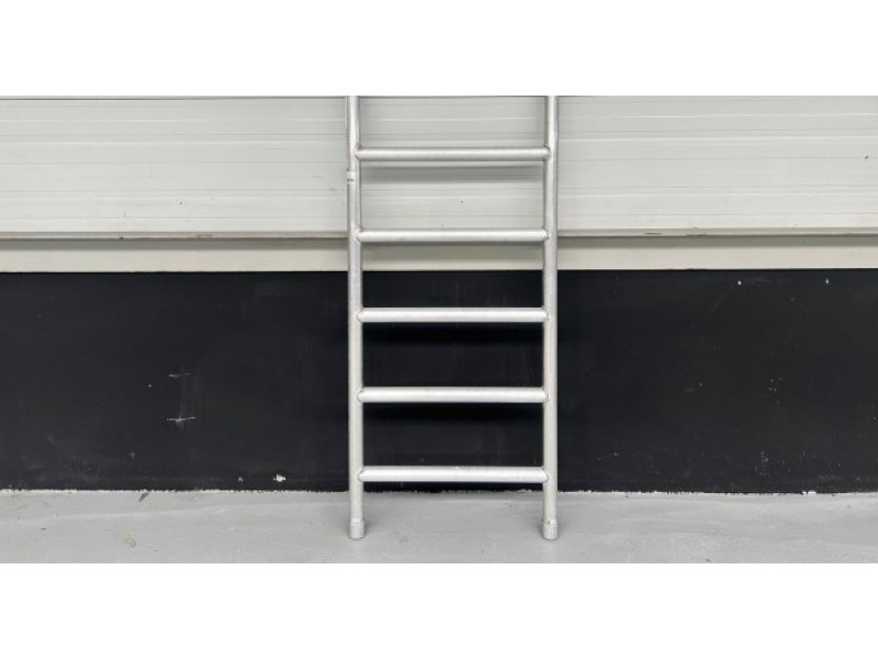 Altrex 4200-serie opbouwframe 75-28-7 sports gebruikt