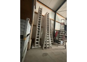 Aluminium steekladder/ enkele ladder 16trede 4.50M