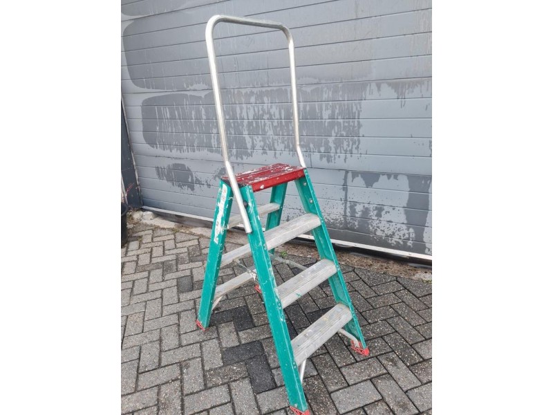 Altrex dubbele trap TDO4 2 x 4 trede Taurus