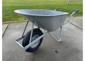 Matador M110 bakkruiwagen en M200 steenkruiwagen