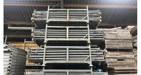 Gebruikte schroefstempels BM450