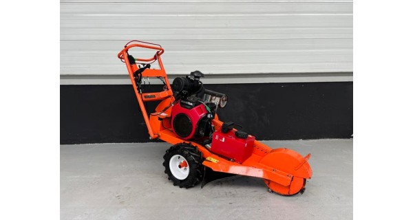 2018 Dosko 691SP stronkenfrees / stumpgrinder 21PK