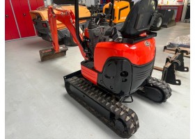 2015 Kubota U10-3 met 1400uur en 2 bakken