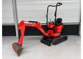 Minigraver Kubota U10-3 2015 1589uur nieuw gespoten
