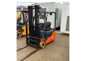 2012 Toyota 8FBET16 elektrische heftruck met 4901uur