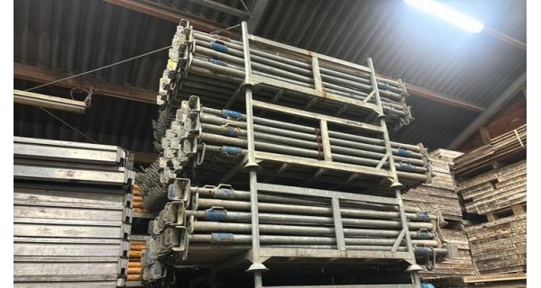 Gebruikte schroefstempels BM450