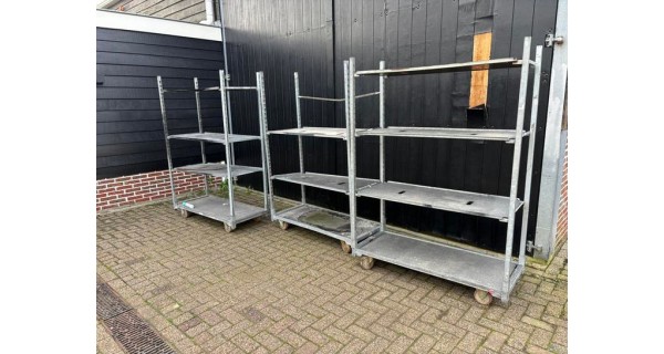 3 stuks bloemenkarren / Deense karren