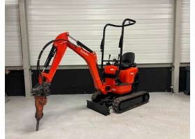 2015 Kubota U10-3 minigraver met Epiroc SB52 sloophamer
