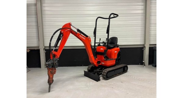 2015 Kubota U10-3 minigraver met Epiroc SB52 sloophamer
